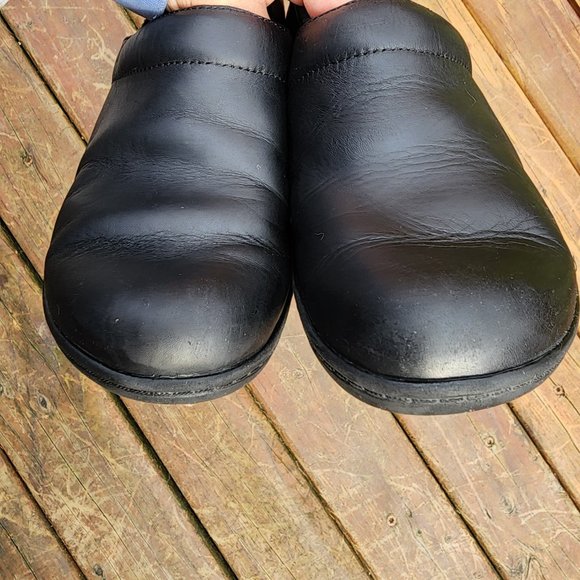 Clarks Grasp Chime Black Leather Slip Resist Slip on Work Clogs Women's Sz 8.5 M - Picture 5 of 15